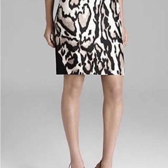 Diane Von Furstenberg skirt - Picture 3 of 5